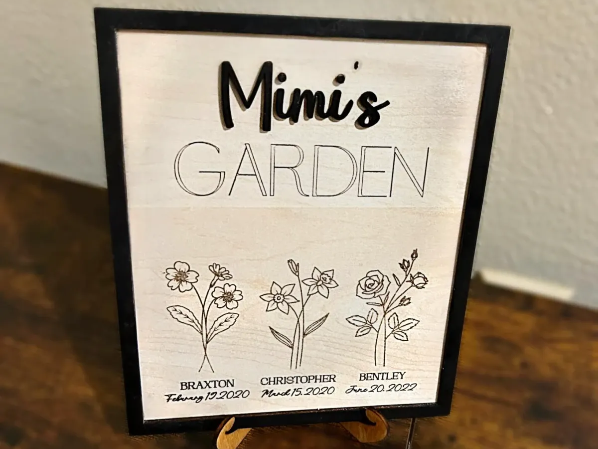 "Mimi's Garden" Personalized Grandkids Sign gift design