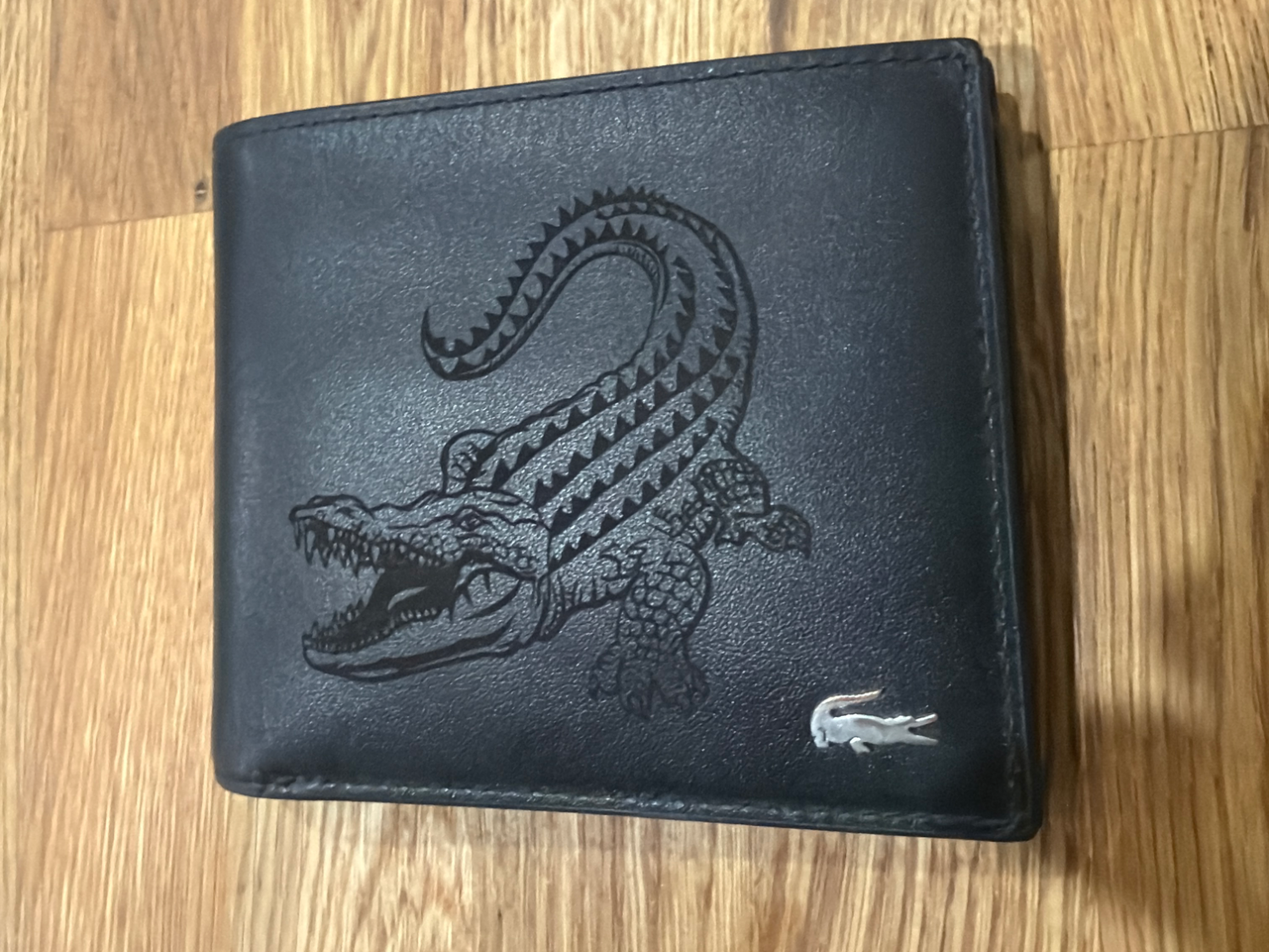 Crocodile-Pattern Leather Wallet gift idea