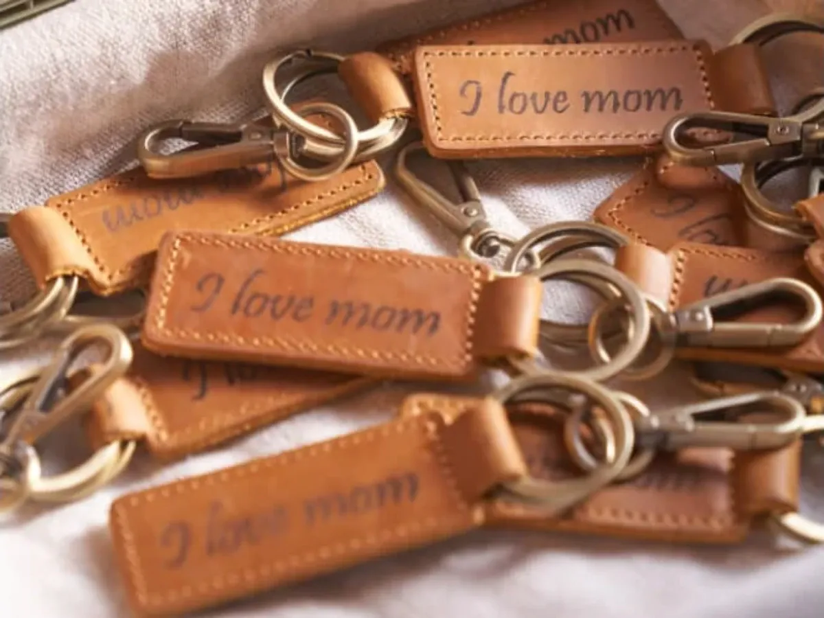 I Love Mom Leather Strap Keychains custom leather keychain idea