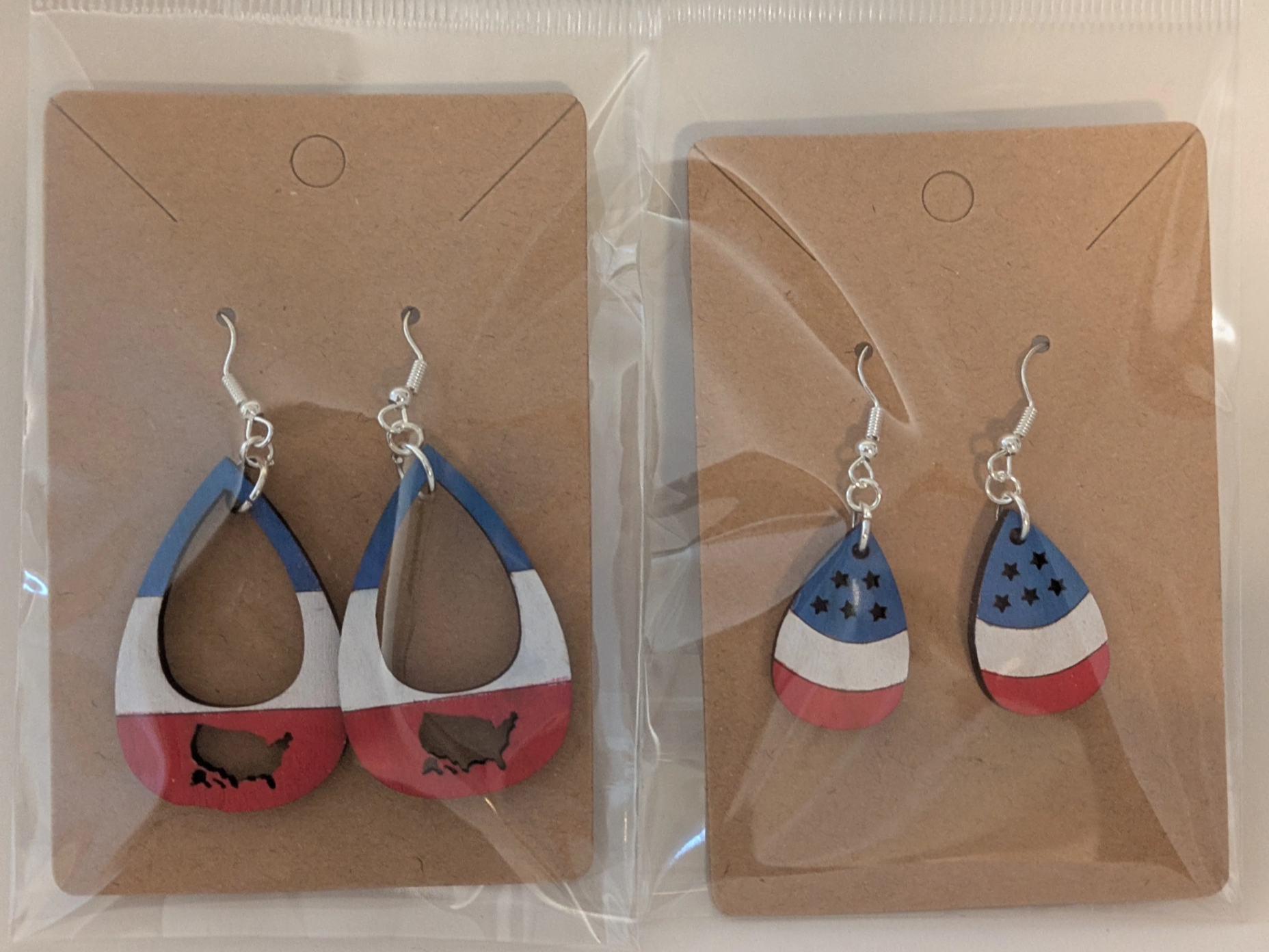 Patriotic earrings, 2 in 1 cut, save material — free patriotic laser/print project file on Atomm