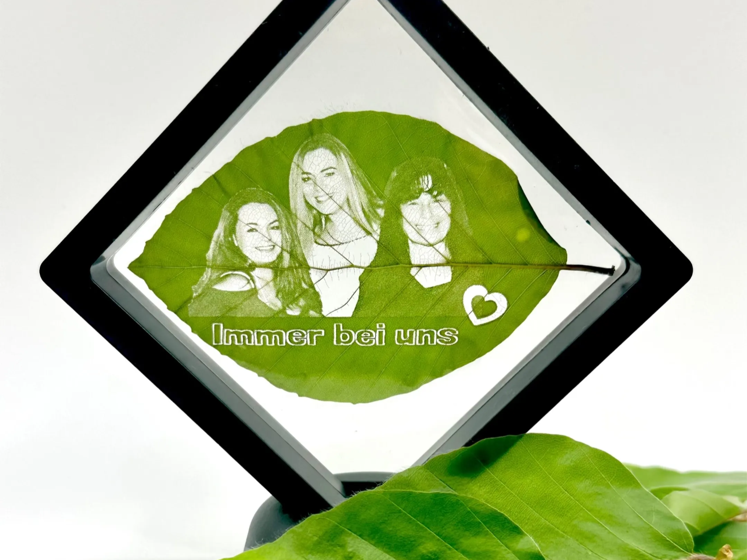 Tree-Leaf Photo Engraving Wall Art photo frame design