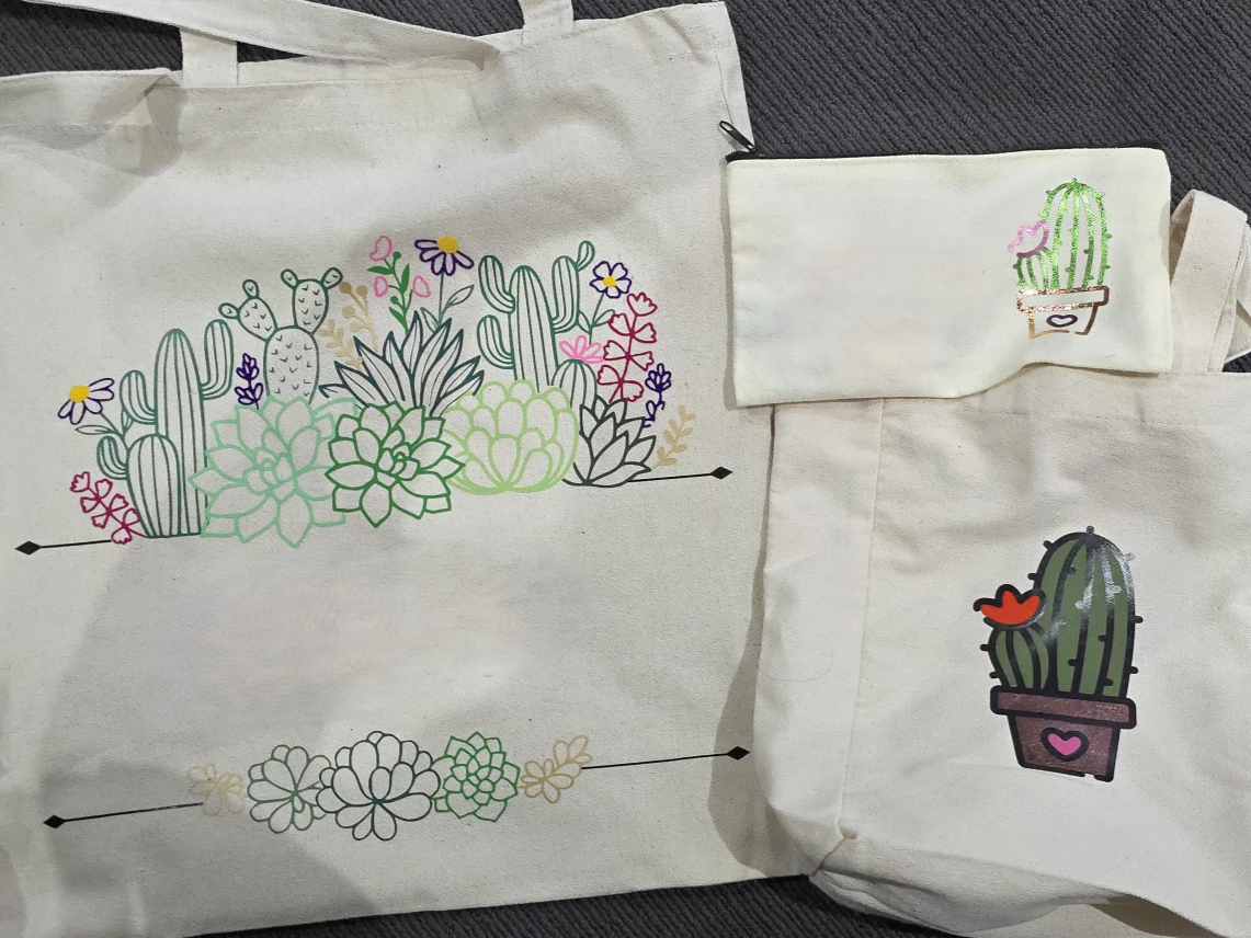 Platnena torba tote – motiv kaktusa - brezplačna zasnova torbe tote po meri na Atommu