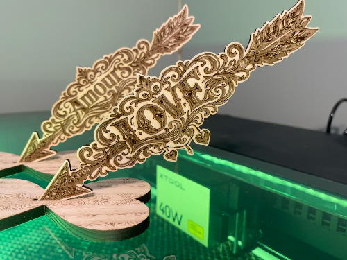 [Laser cut and engrave] Laser Cut Wooden Love and Amour Arrow Table Decorations