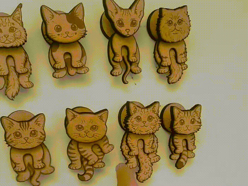 Magnets Cat With Moving Parts