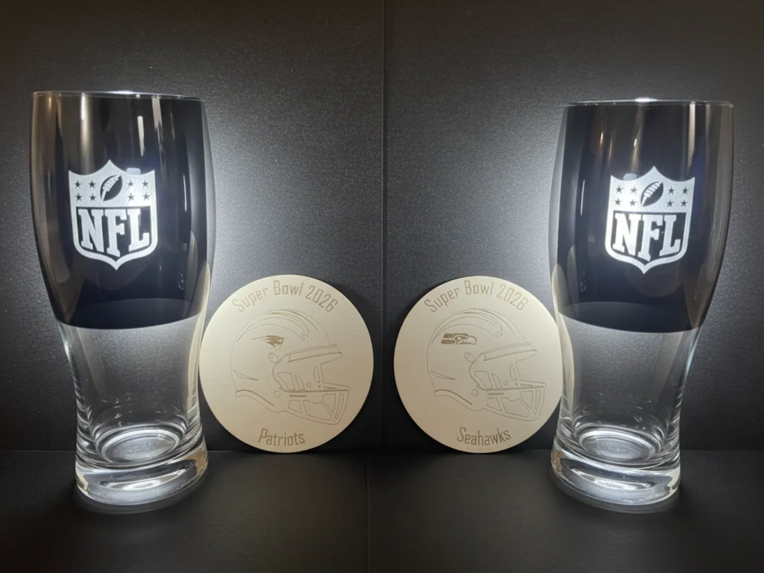Verres à bière NFL avec sous-verres Super Bowl 2026 gravés au laser sports party decoration design