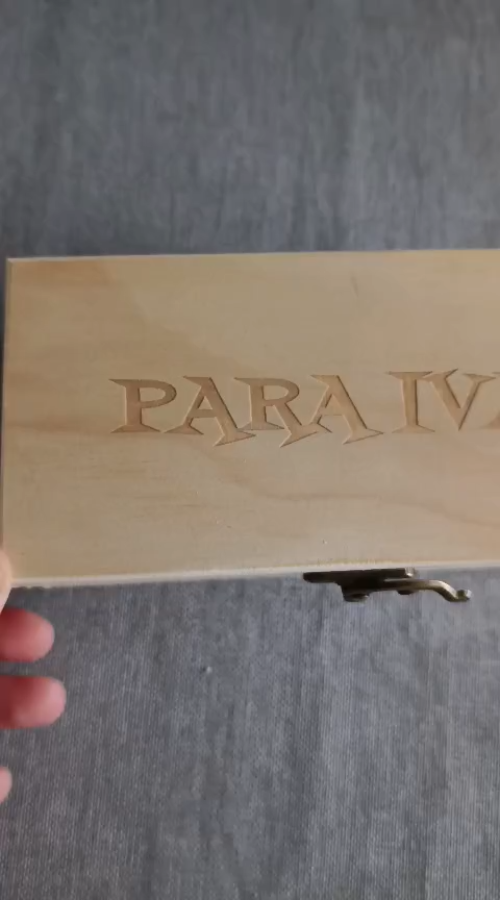 [Laser cut and engrave] Vale de madera para viaje al Parque Warner Madrid